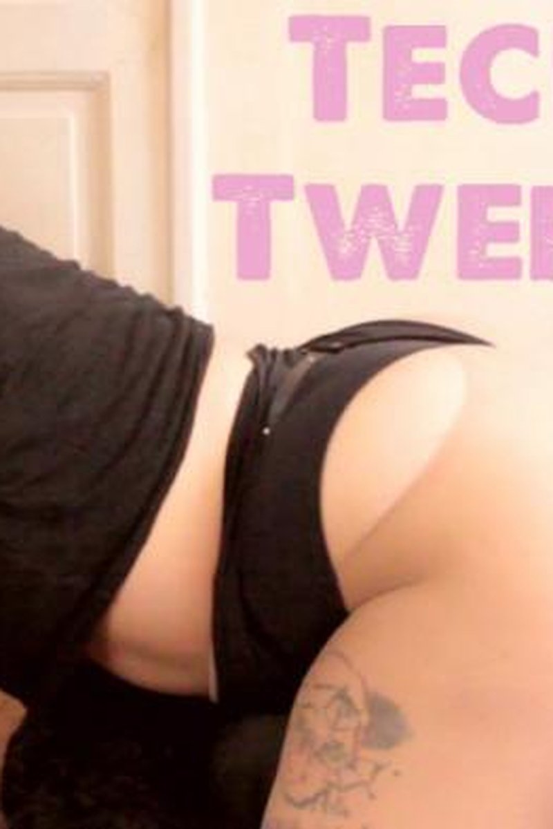 Techno Twerking - Screenshot 1 of 4 - Ass Fetish