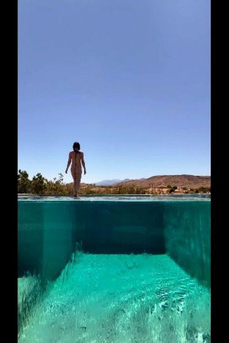 Amazing Pool Views - Screenshot 1 of 4 - Asian