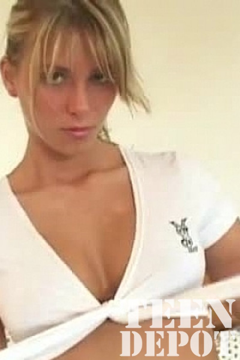 Denisa - Screenshot 1 of 4 - Teen (18-22)