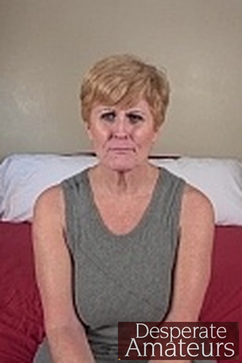 Crimson - Screenshot 1 of 4 - Blond Hair