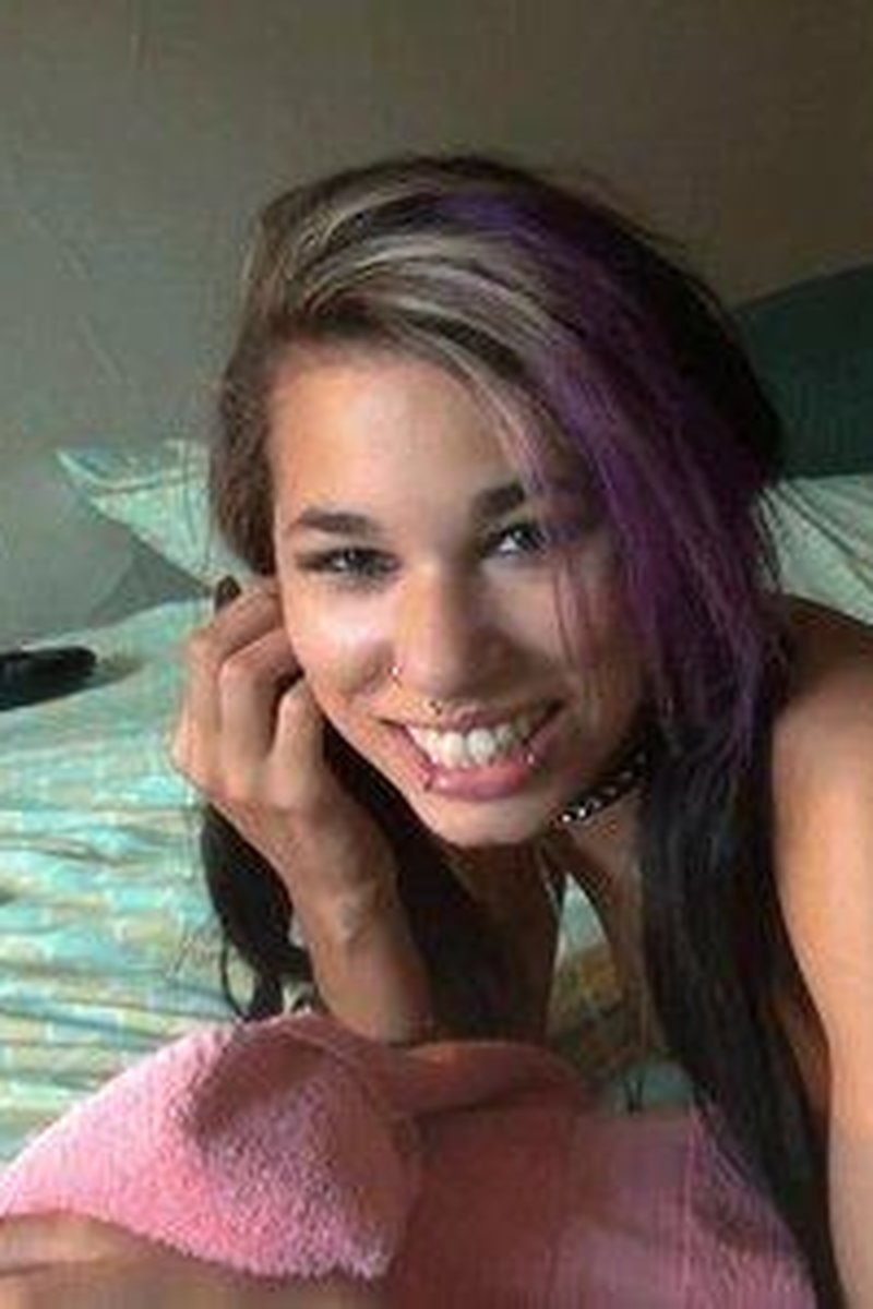 Hot Body Teen 18+ Audition - Screenshot 1 of 4 - Big Tits
