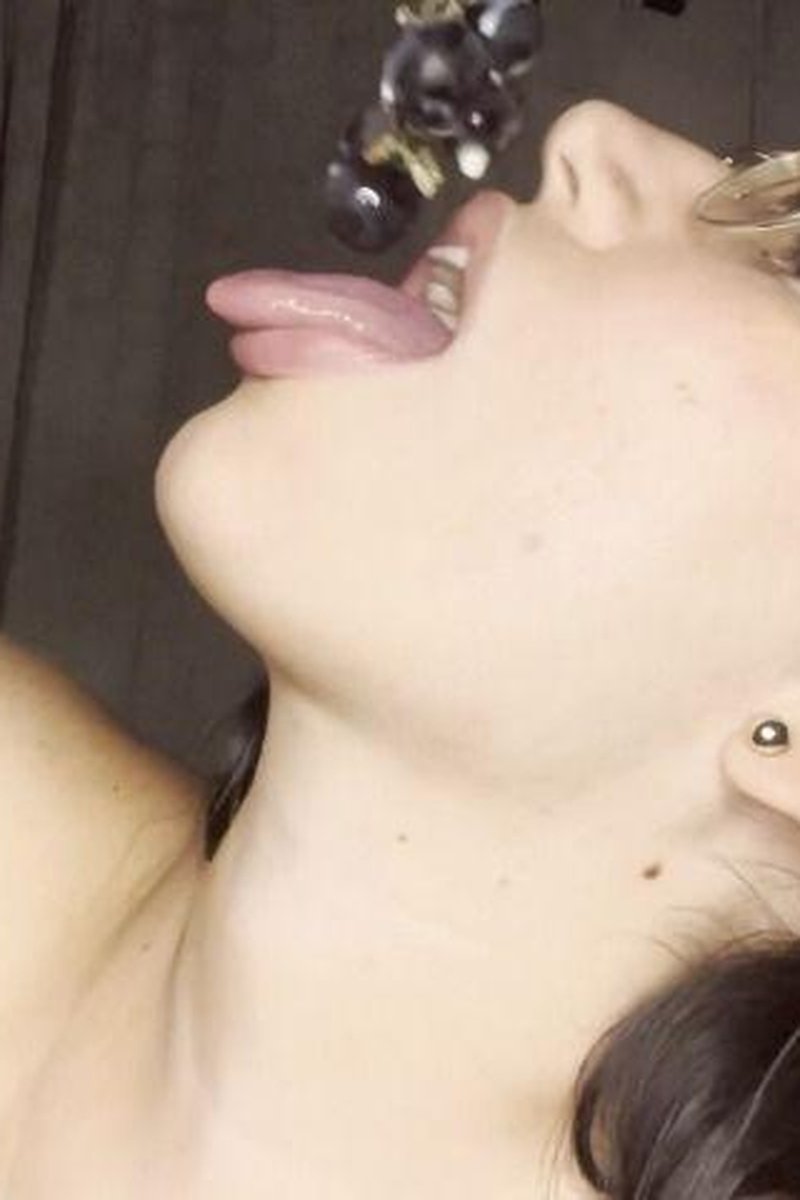 ASMR Eating My Favourite Fruit - Screenshot 1 of 4 - Cum In Mouth