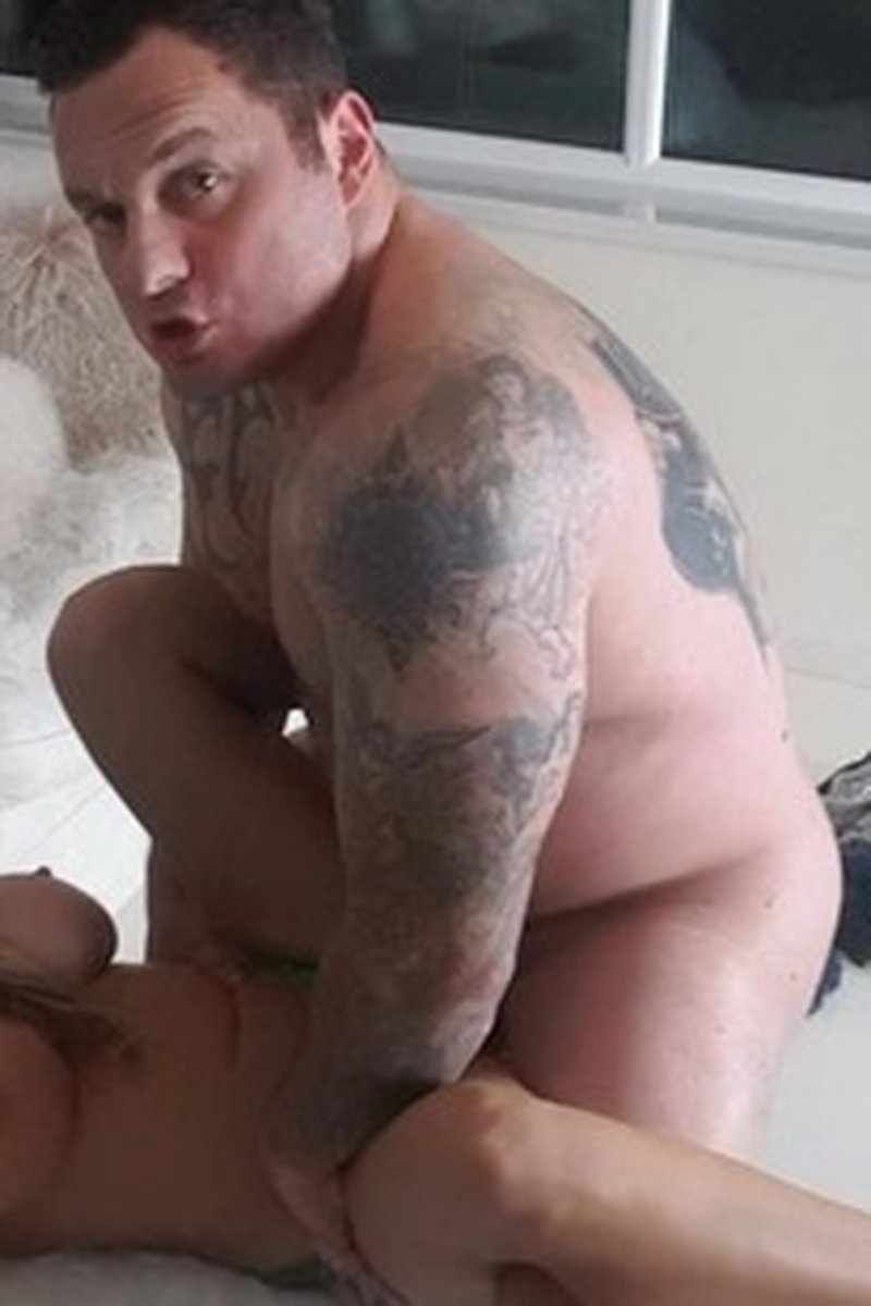 Seth Strong - Screenshot 1 of 4 - Big Dick