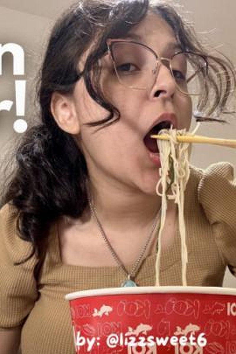 Ramen Dinner - Screenshot 1 of 4 - Chopsticks