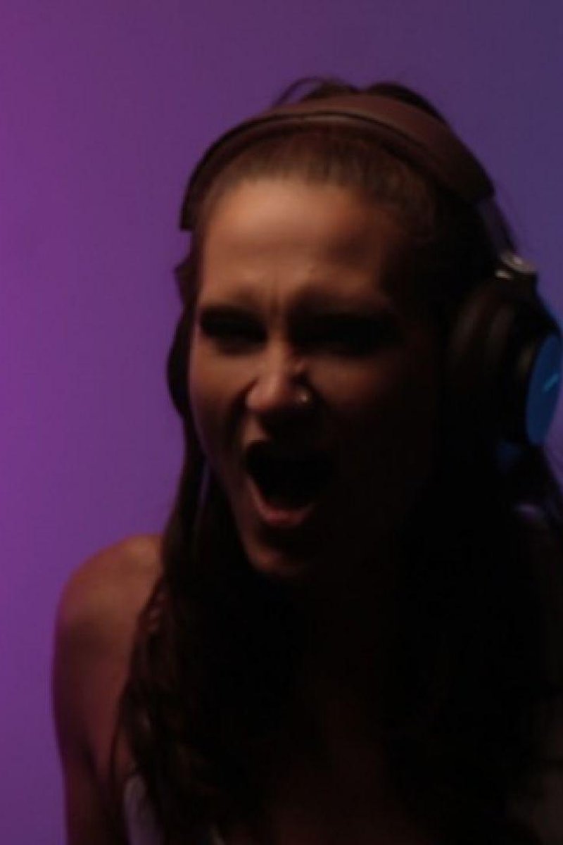 Hell On Heels Studio Version - Screenshot 1 of 4 - Babes