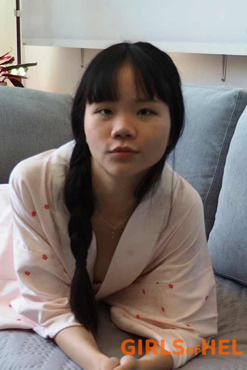 Cute Little Slut Is An Expert At Draining Balls - Screenshot 1 of 4 - Asian
