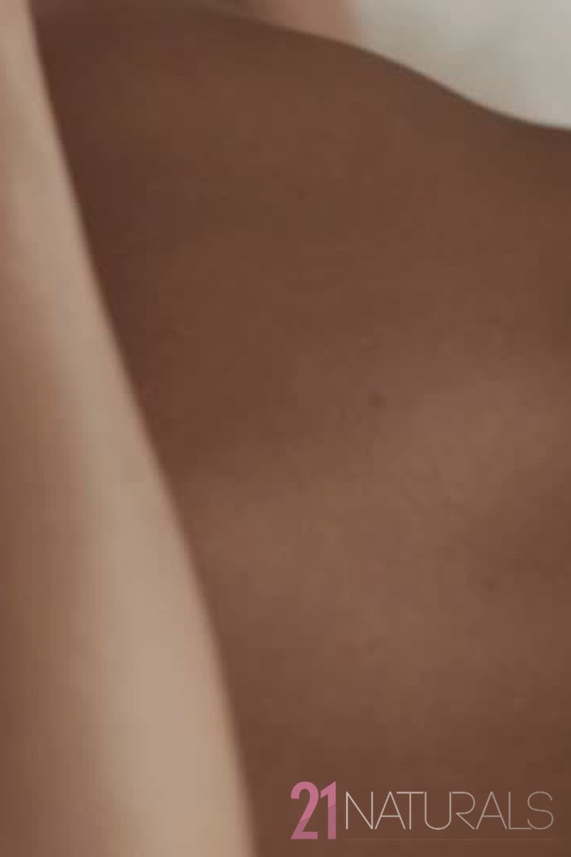 Thrill - Screenshot 1 of 4 - Brown Hair