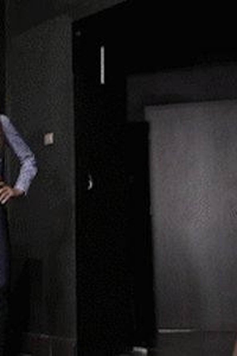 4K Uhd Whip Flying Free - Screenshot 1 of 4 - BDSM