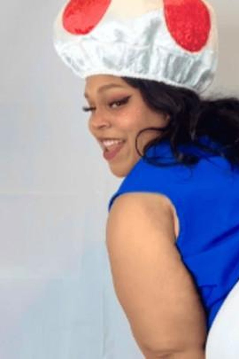 Toad Striptease - Screenshot 1 of 4 - BBW