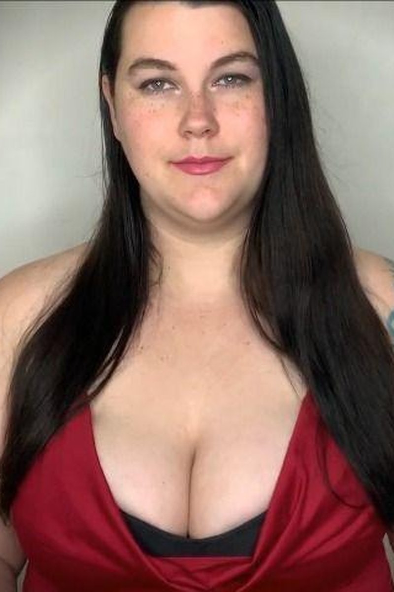 Feeling Vulnerable - Screenshot 1 of 4 - Big Tits