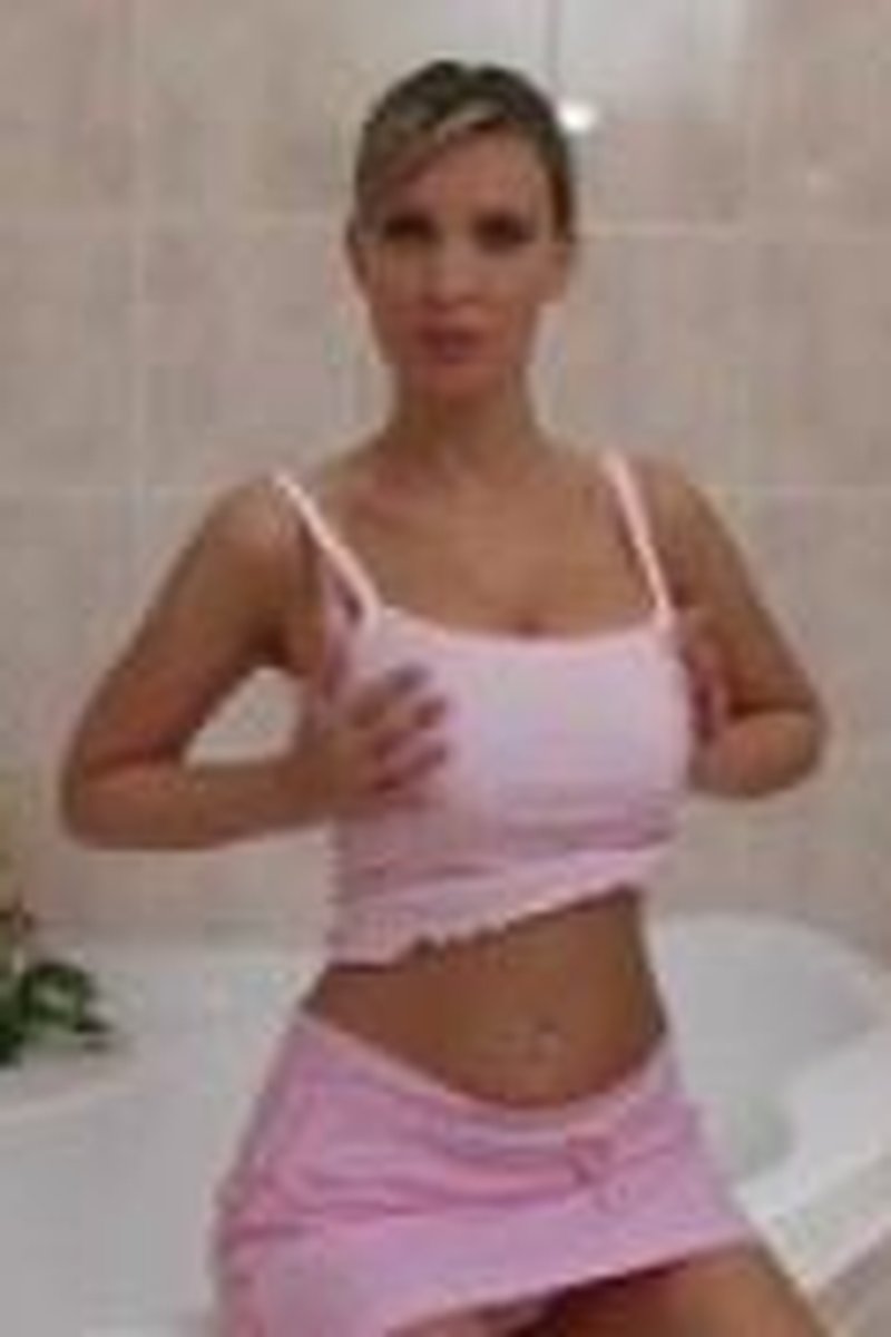 Milly Moris Bath Time - Screenshot 1 of 4 - Bathroom