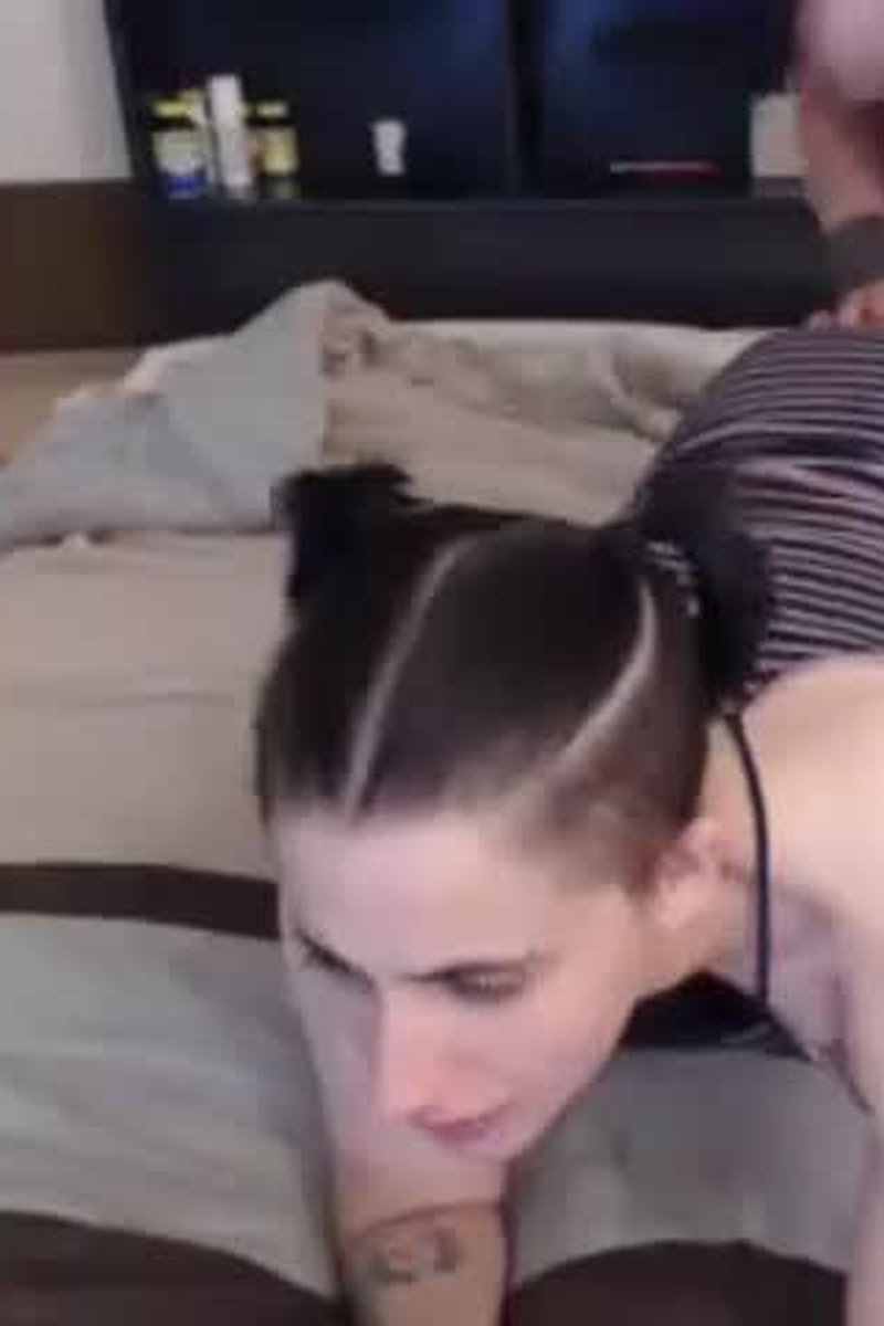 Hair Pulling While Strapon Riding - Screenshot 1 of 4 - All Sex