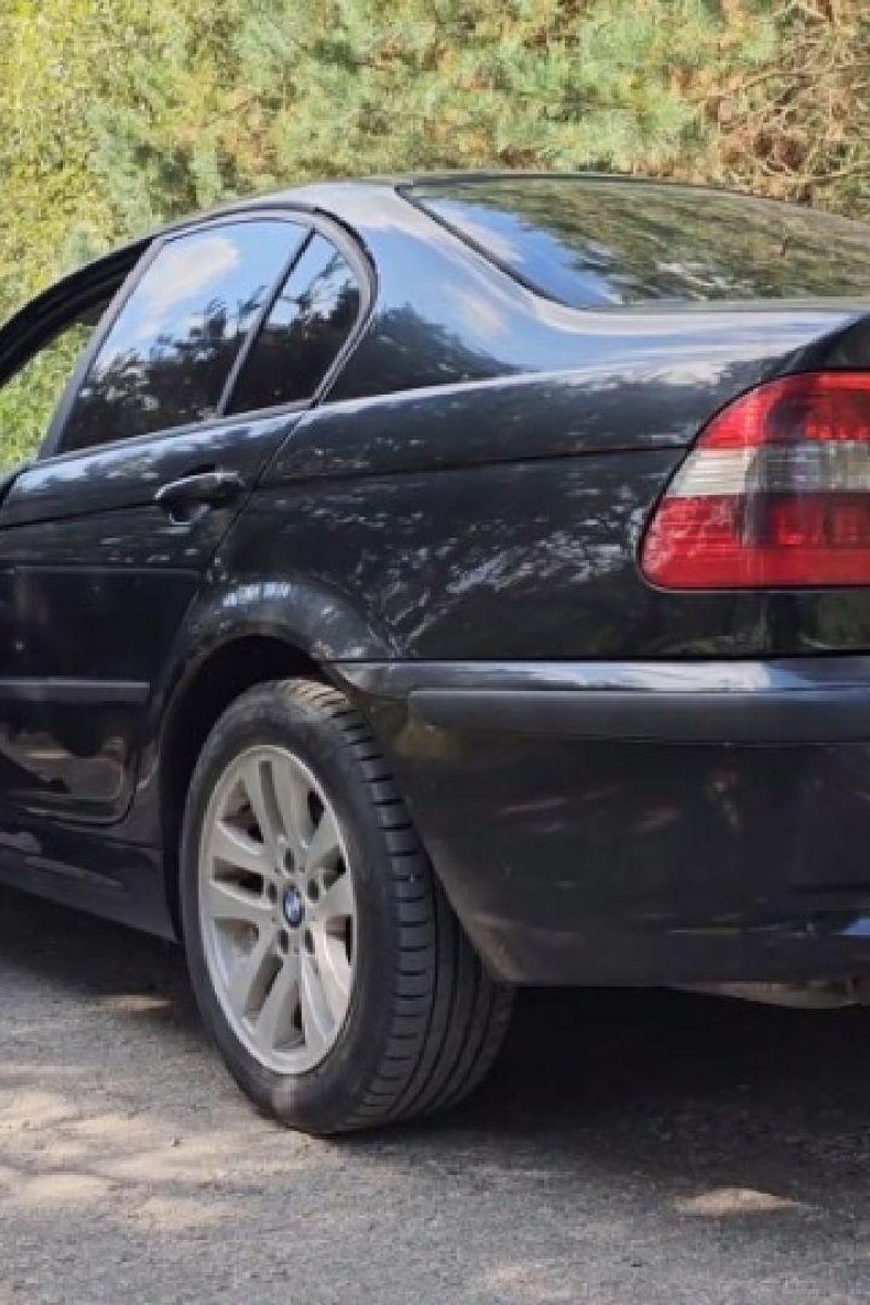 Bouncing Bmw E46 - Screenshot 1 of 4 - Car