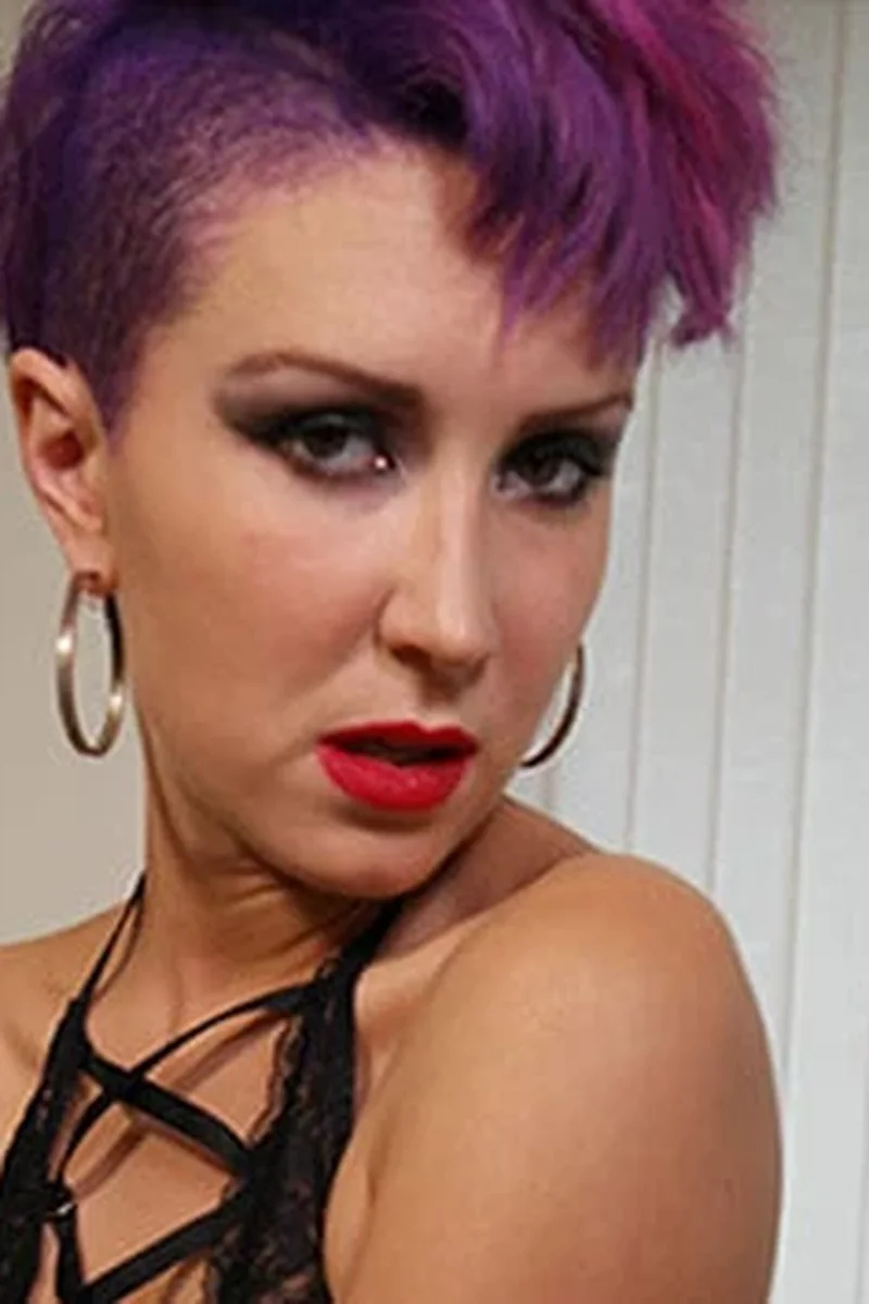 Lily Cums First! - Screenshot 1 of 4 - 3D Available