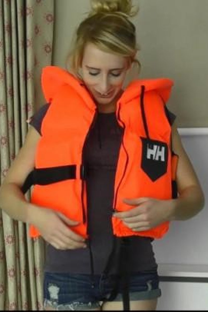 Helly Hansen Lifejacket - Screenshot 1 of 4 - European
