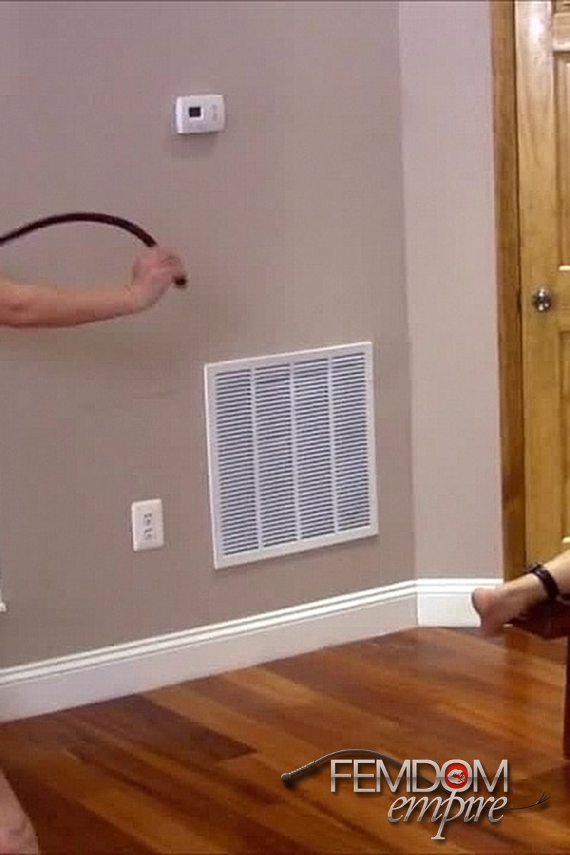 Breaking Point - Screenshot 1 of 4 - Lexi Sindel