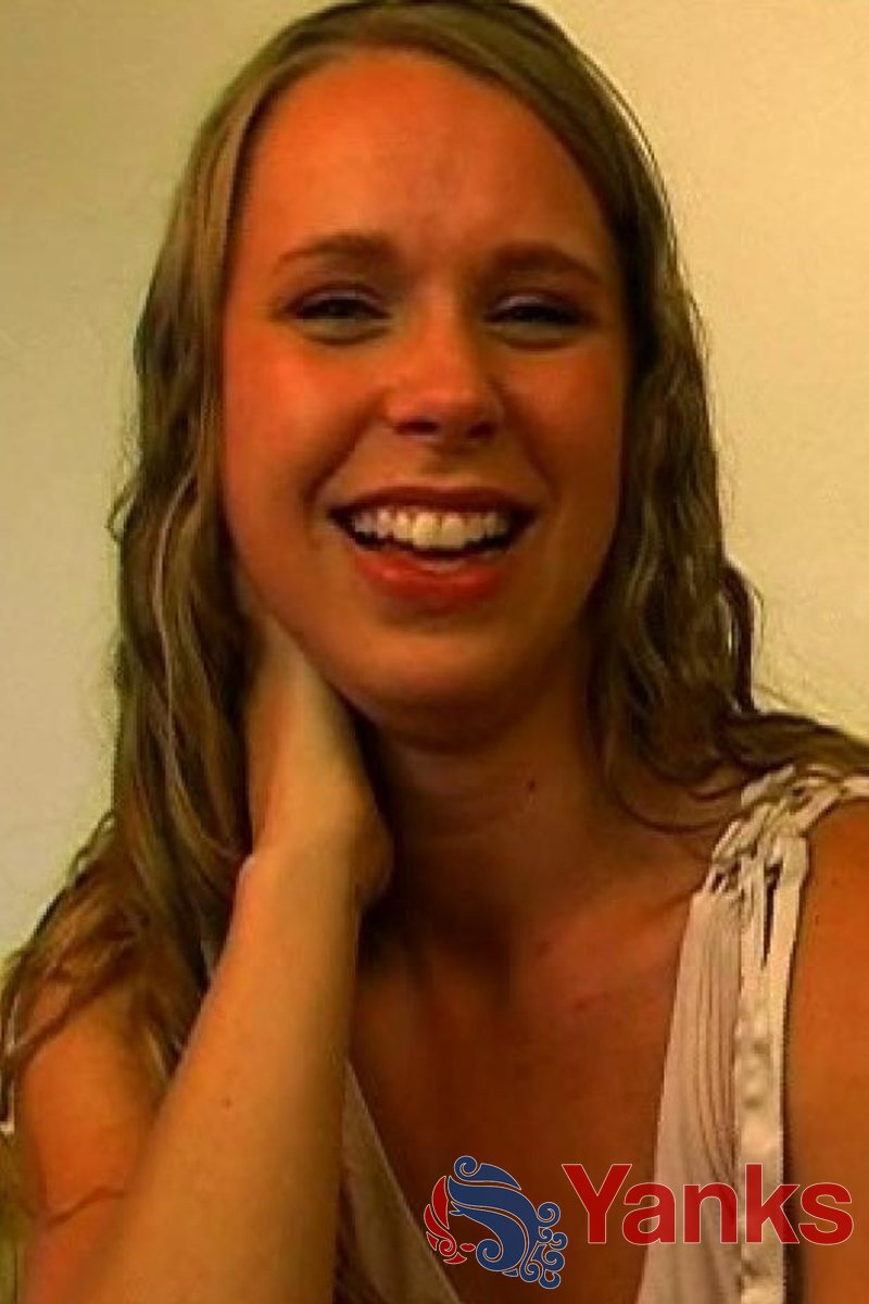 Anna Steven's Interview - Screenshot 1 of 4 - Blond Hair