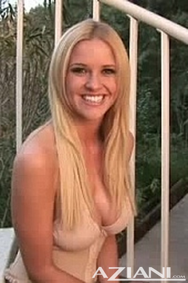 Hannah Harper Video 2 - Screenshot 1 of 4 - Blond Hair