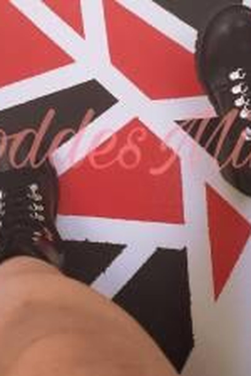 Prep Day - Screenshot 1 of 4 - Foot Fetish