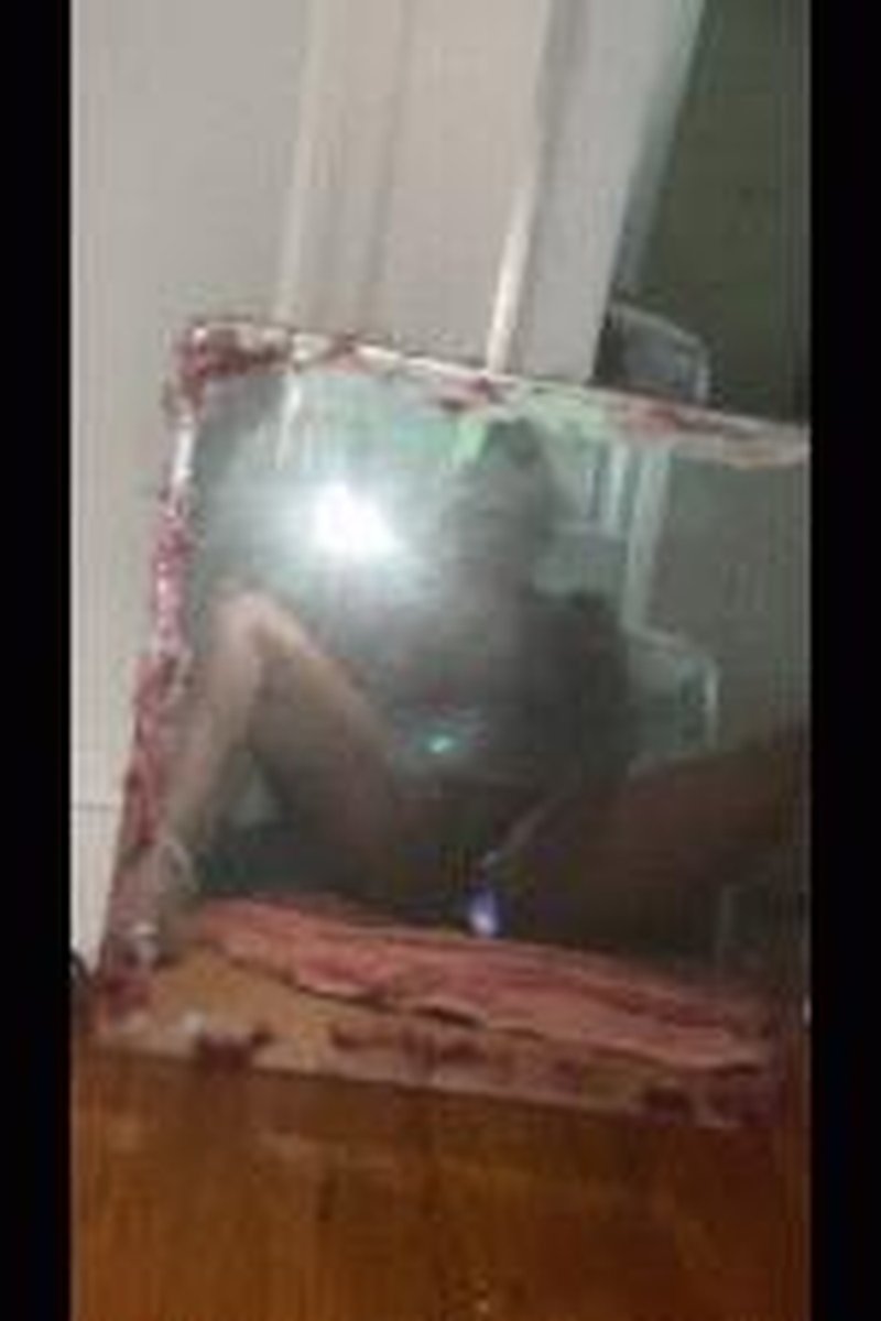 Squirts - Screenshot 1 of 4 - Black