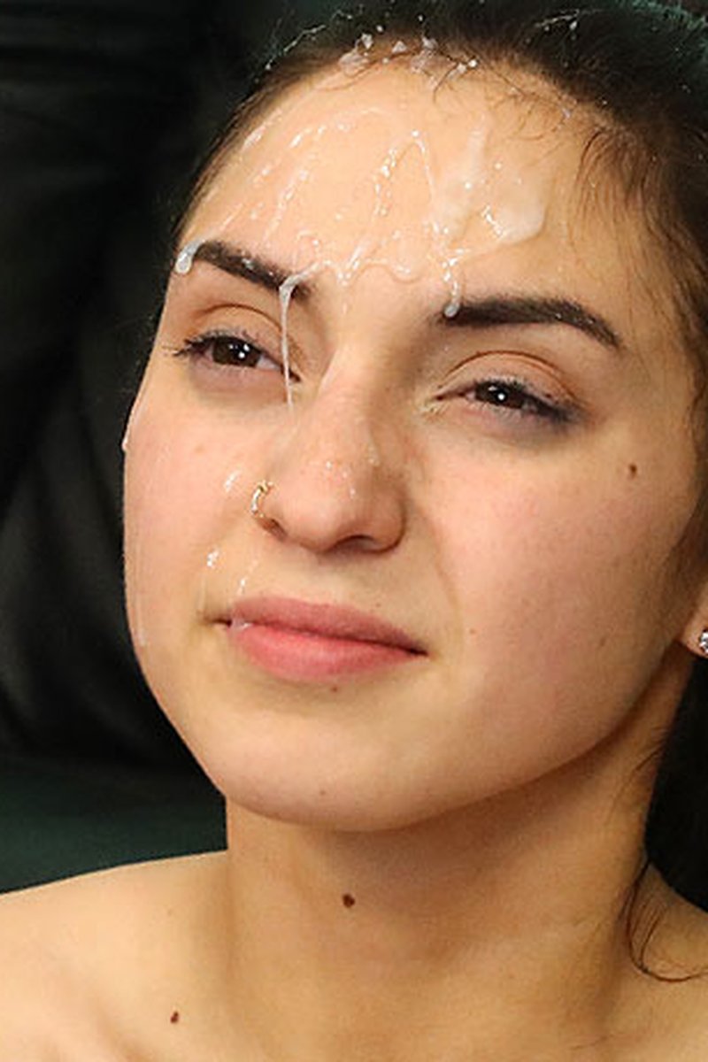 Bashful Brunette First Timer - Screenshot 1 of 4