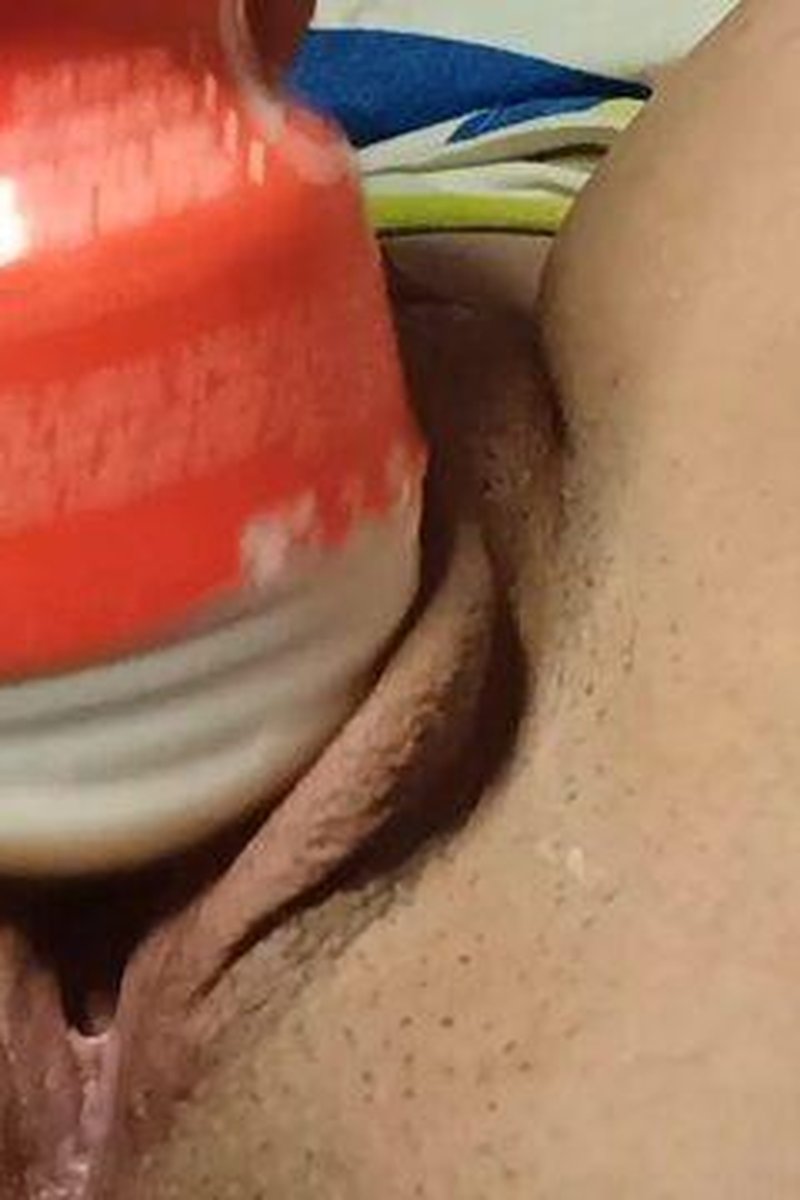 Close Up - Screenshot 1 of 4 - Big Clit