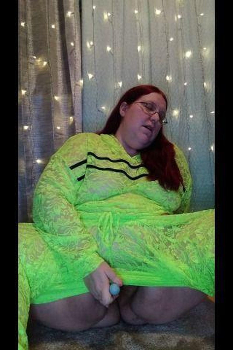 Neon Yellow Track Suit And Blue Vibrator - Screenshot 1 of 4 - BBW