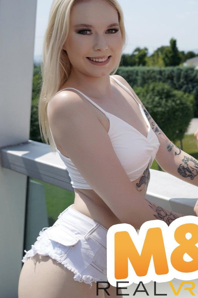 M & M - Screenshot 1 of 4 - Babes