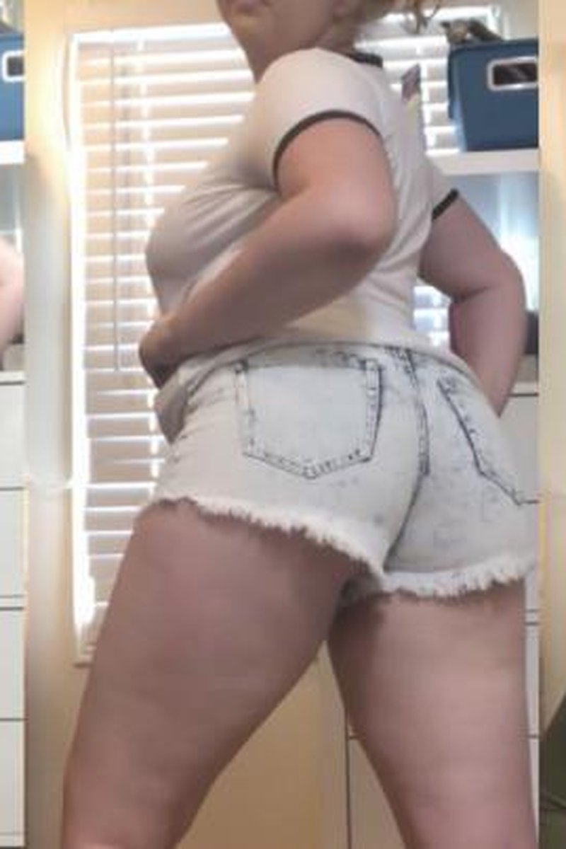 All These Pants - Screenshot 1 of 4 - Big Ass