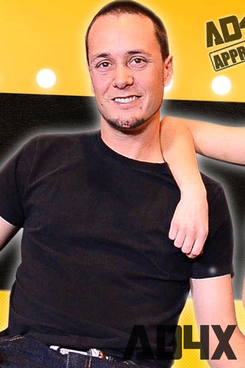 GUY CASTING VOL 4 - Screenshot 1 of 4 - Laura Lacasse