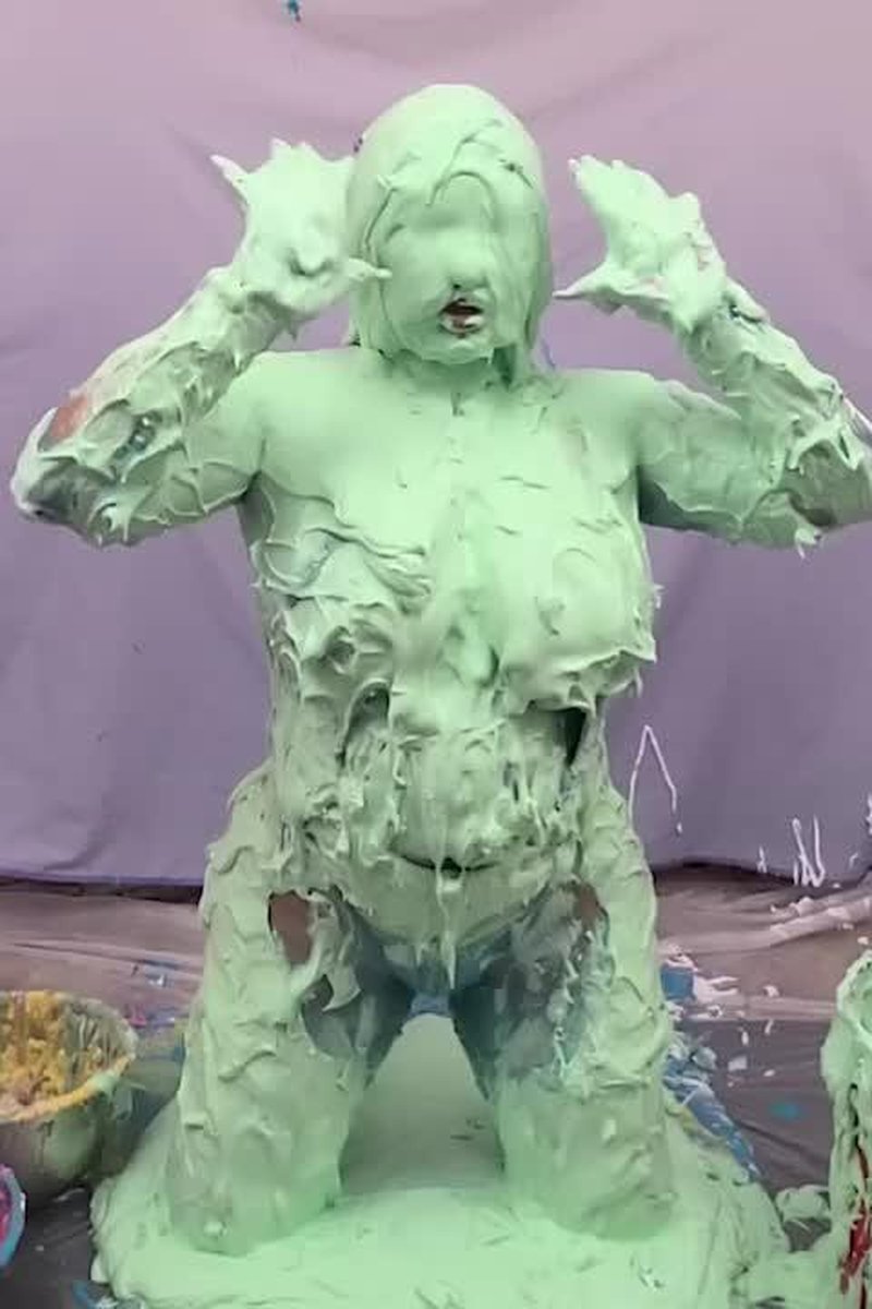Caked & Slimed - Screenshot 1 of 4 - Big Ass