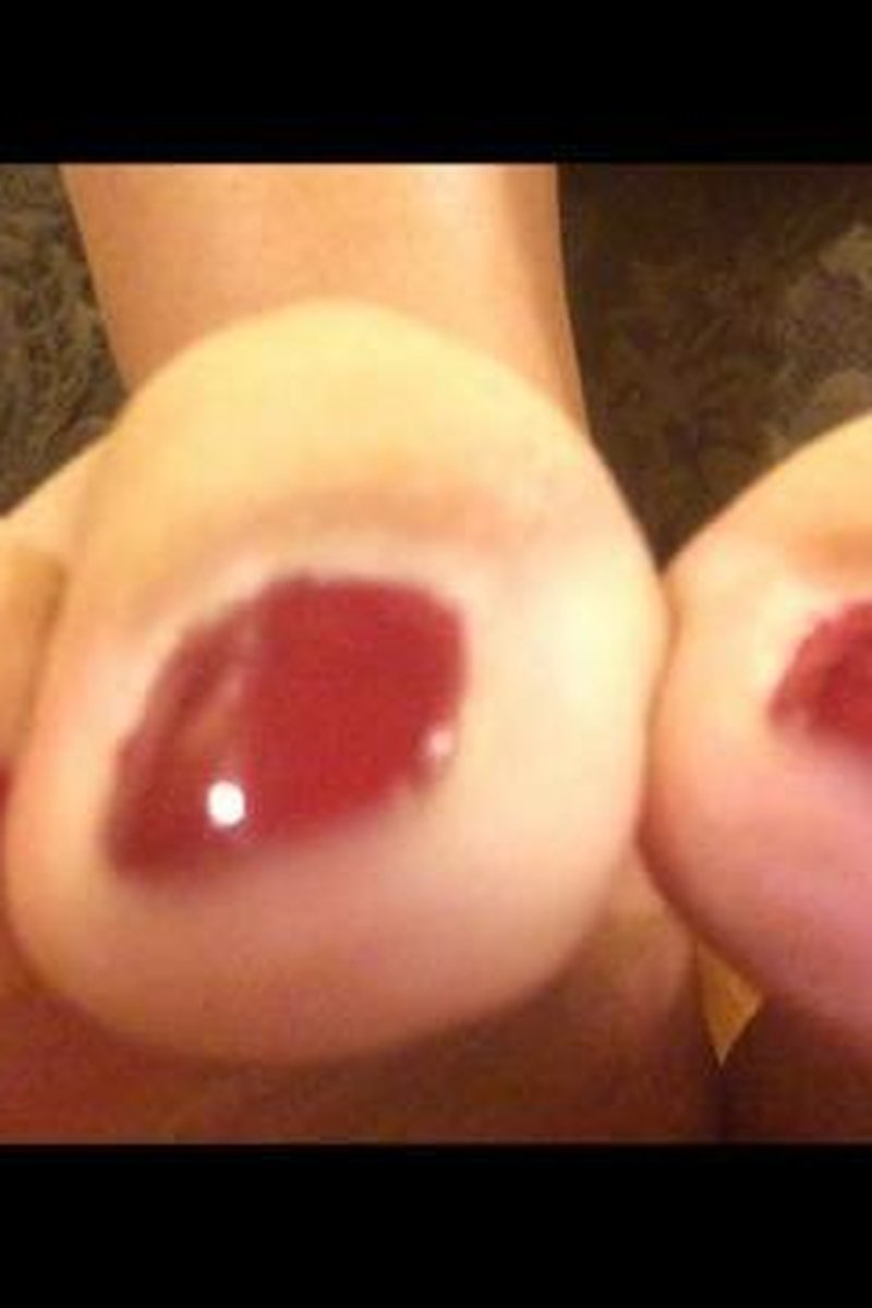 Ruby Red Stomp - Screenshot 1 of 4 - Farting