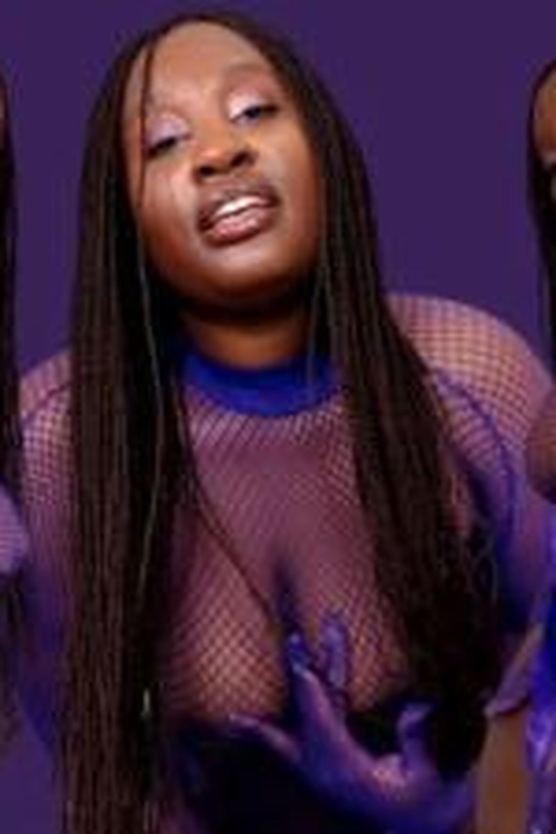 Dysfunctional Porn Puppet - Screenshot 1 of 4 - Bodybuilder