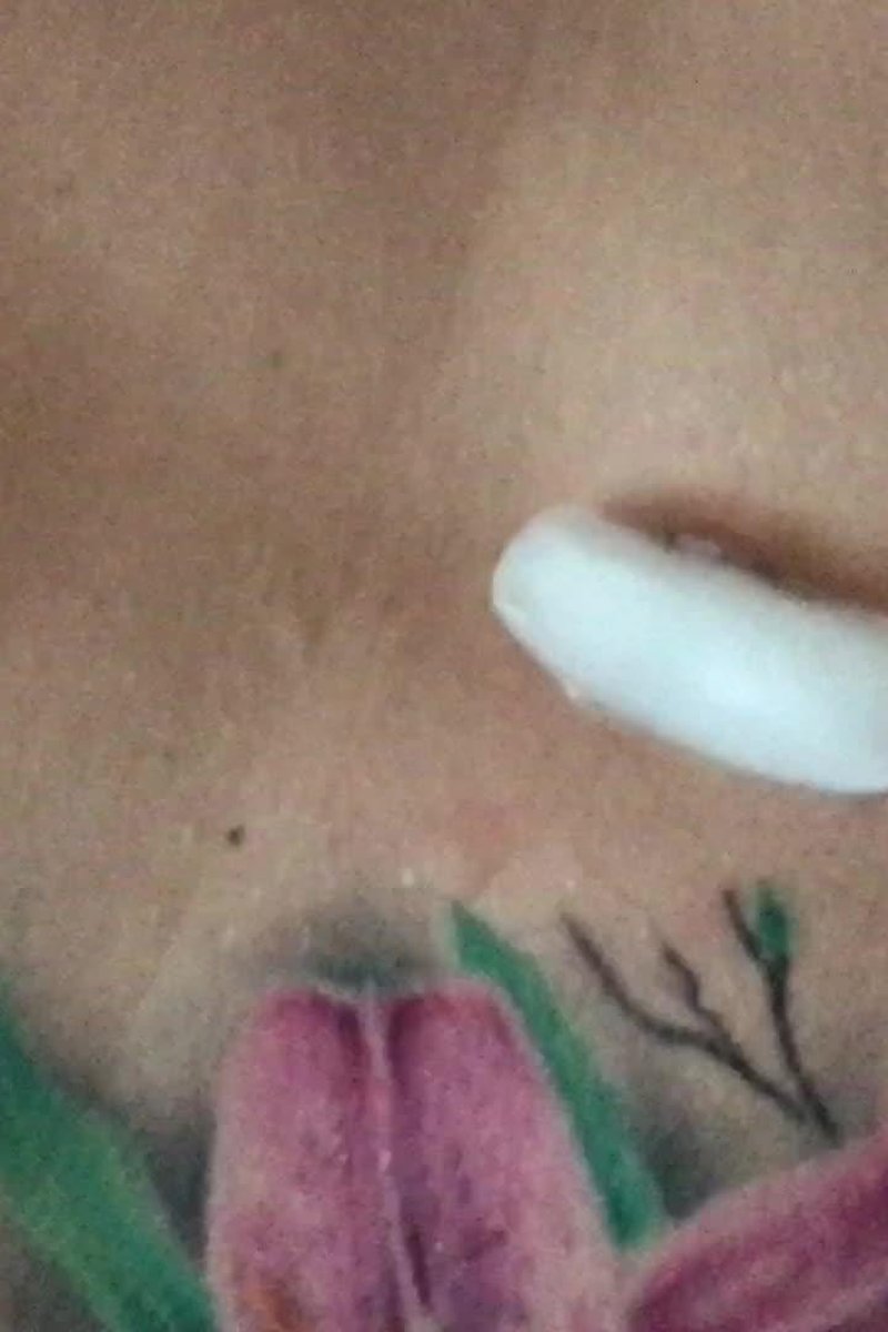 Ice Ice Pussy - Screenshot 1 of 4 - Belly Fetish