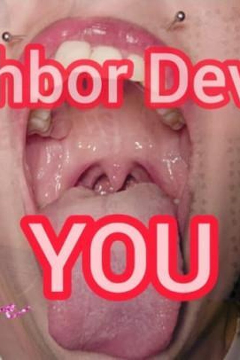Neighbor Devours You - Screenshot 1 of 4 - Vore