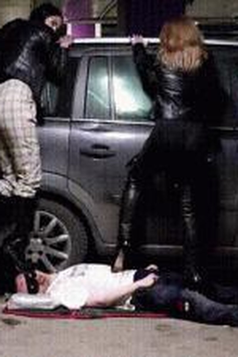 Extreme Trampling - Screenshot 1 of 4 - Babes