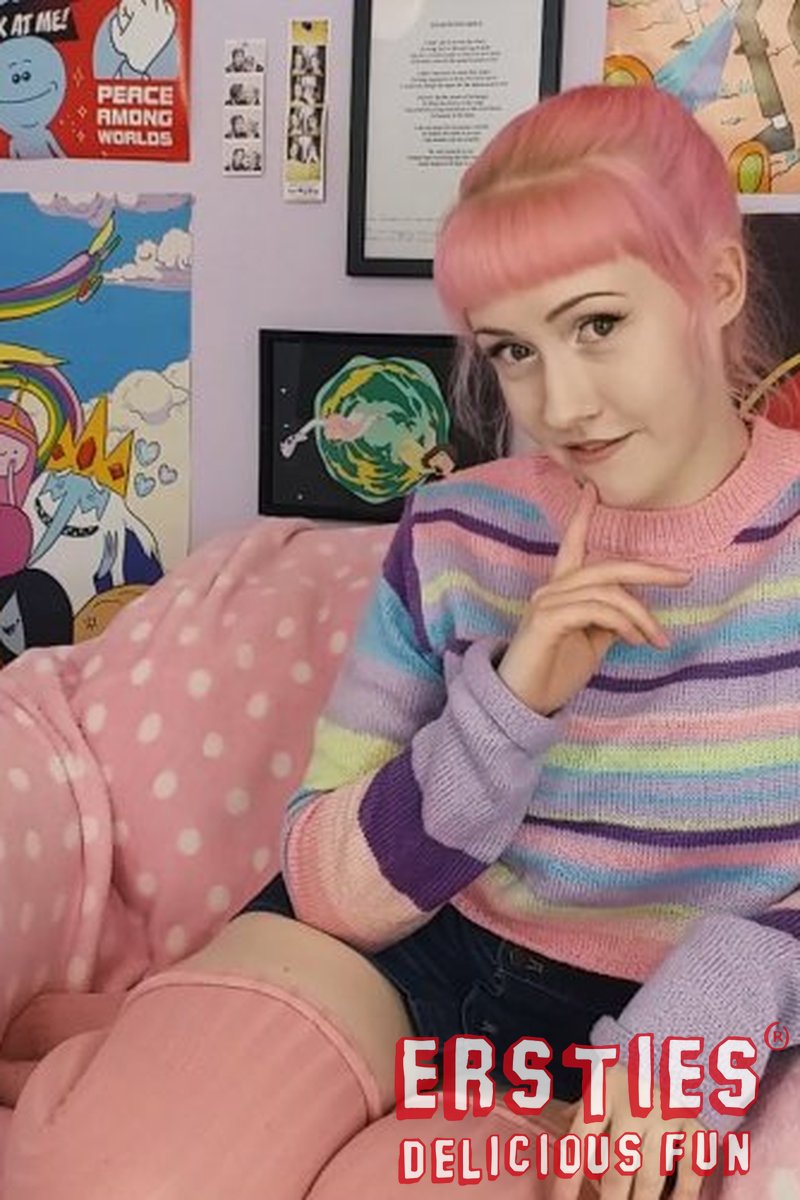 Evie Introduction - Screenshot 1 of 4 - Interview
