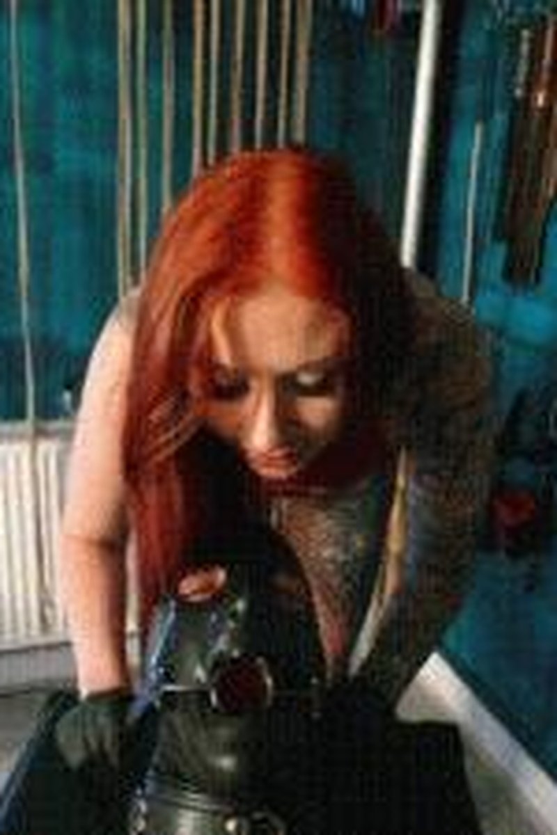 Gagged & Pegged - Screenshot 1 of 4 - Anal