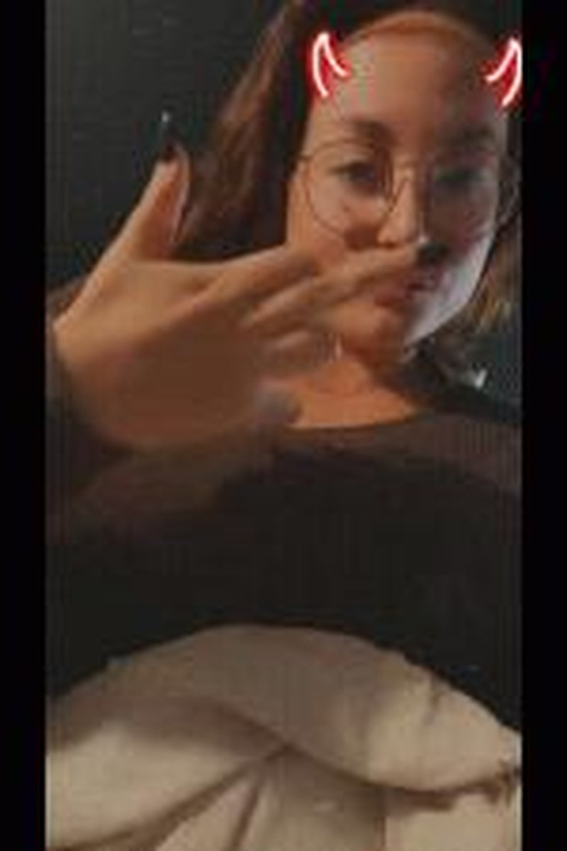 Flip Off - Screenshot 1 of 4 - Cuckolding