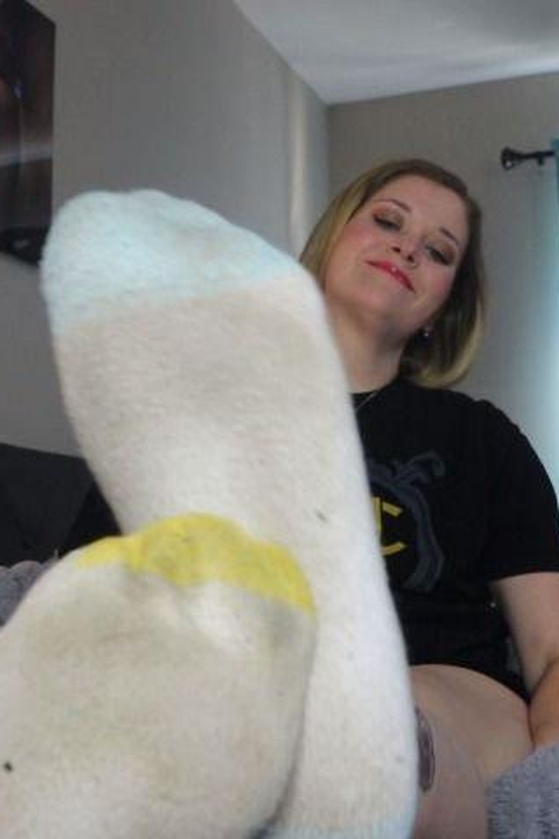 Sock Fluffer - Screenshot 1 of 4 - Foot Fetish