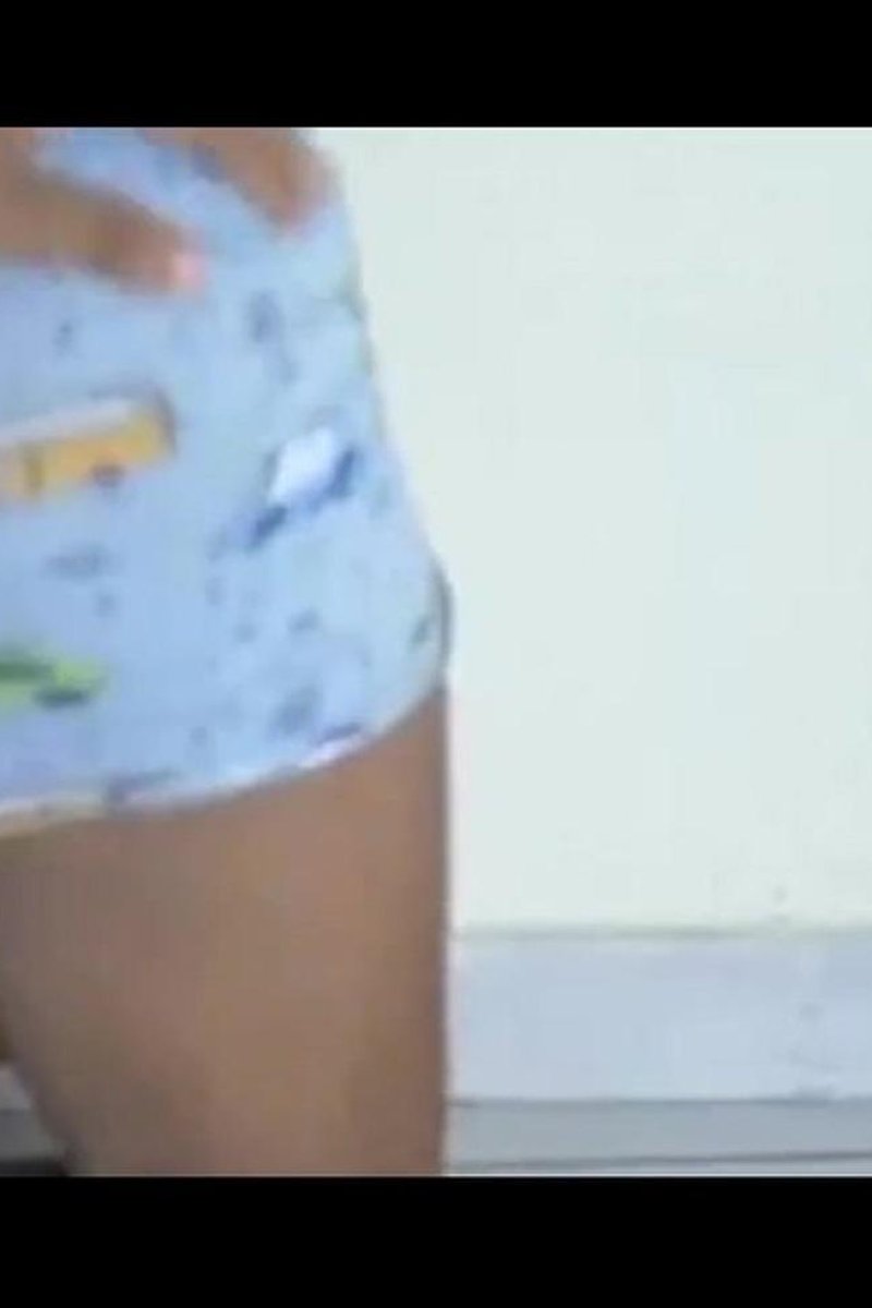 Inspecting Her Gadget - Screenshot 1 of 4 - Adorable