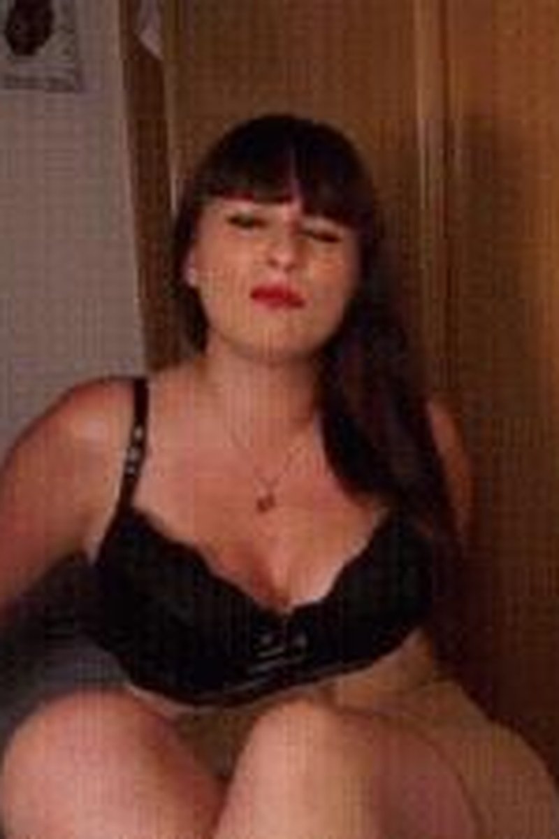Tu Deviens Mon Esclave - Screenshot 1 of 4 - Cuckolding