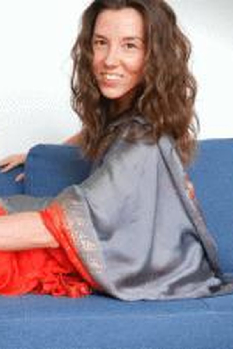 Hare Janira - Screenshot 1 of 4 - Femdom