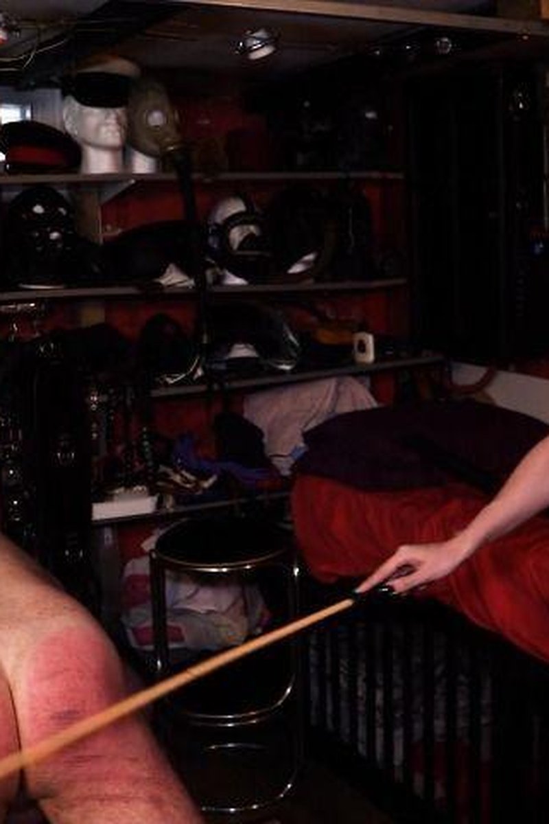 Never Been Caned - Screenshot 1 of 4 - Femdom