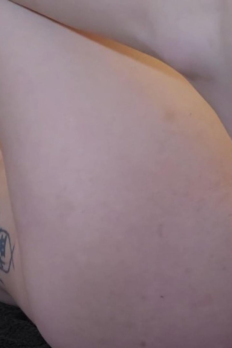 Getting Gaped Out - Screenshot 1 of 4 - Alternative Girl