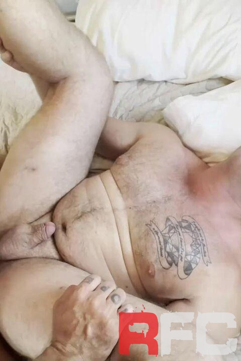 Opening Up - Screenshot 1 of 4 - Hairy Pussy