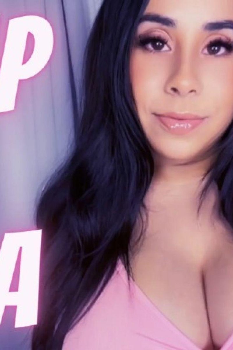 Simp 4 Nyla - Screenshot 1 of 4 - Bitch