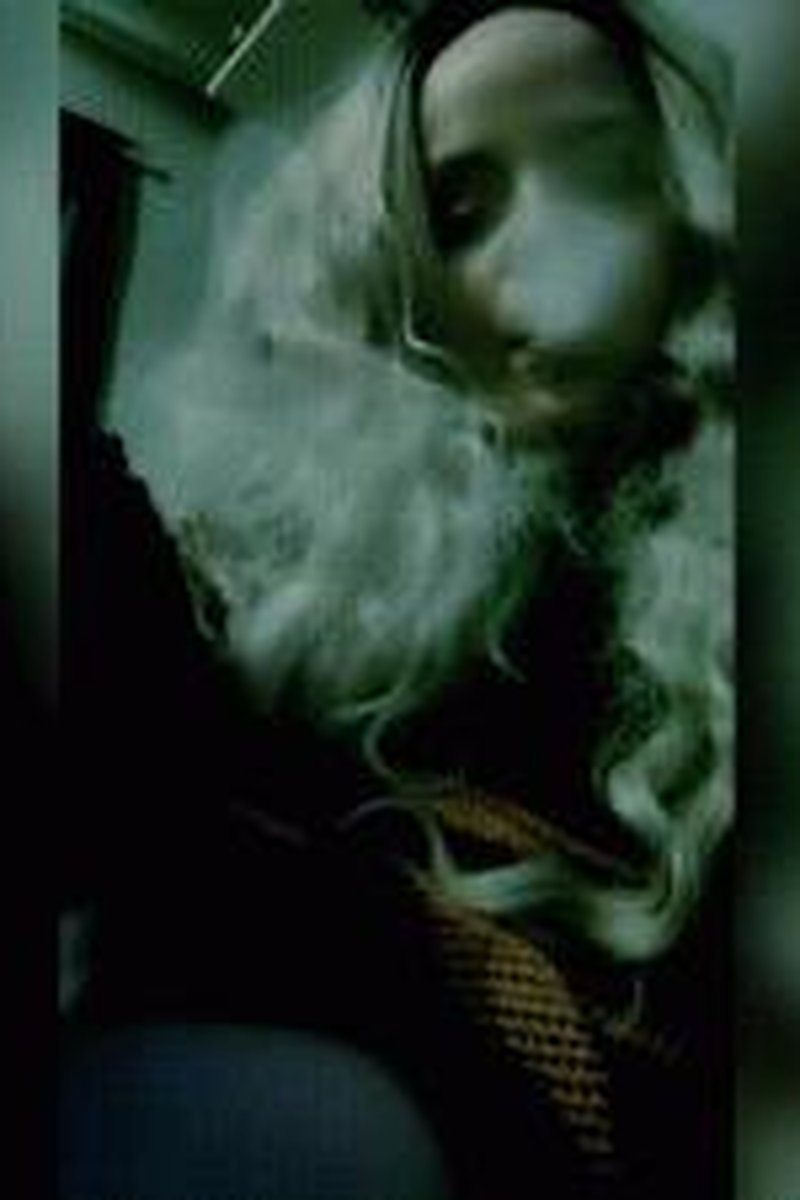 Smoking Tease - Screenshot 1 of 4 - BBW