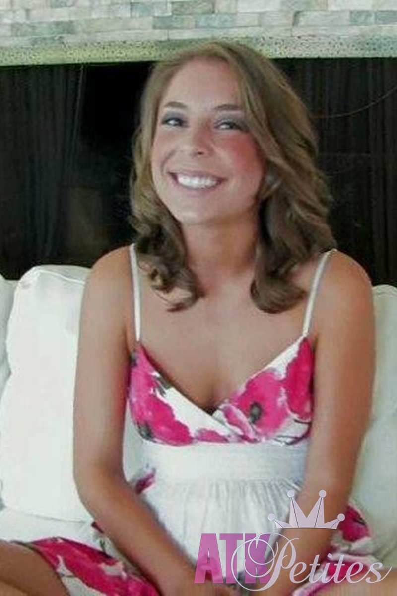 Presley Hart - Interview - Screenshot 1 of 4 - Presley Hart
