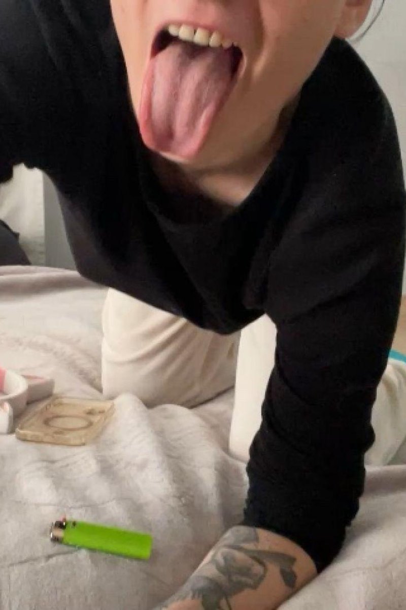 Titty Ups - Screenshot 1 of 4 - Fetish